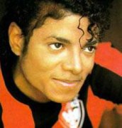 迈克尔杰克逊整容前后~美国歌坛名人整容的血泪史