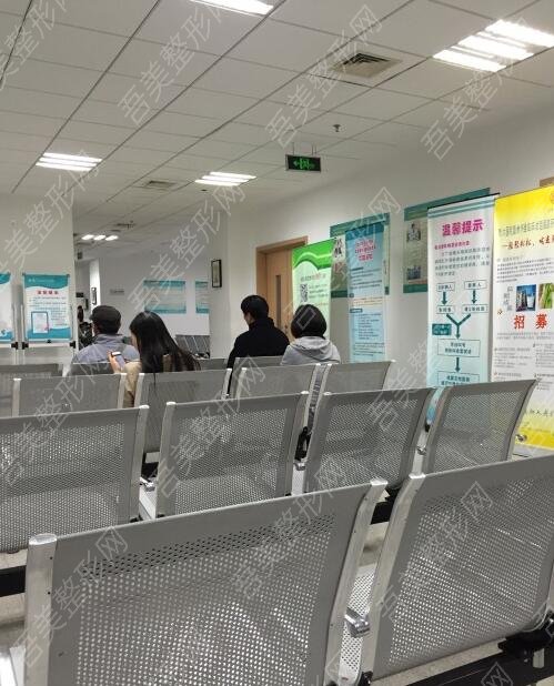 南方医科大学深圳医院整形科玻尿酸注射隆鼻体验